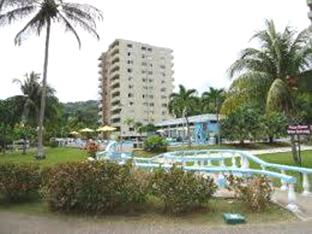 Turtle Beach Towers Apt 22 C - Ocho Ríos Exterior foto