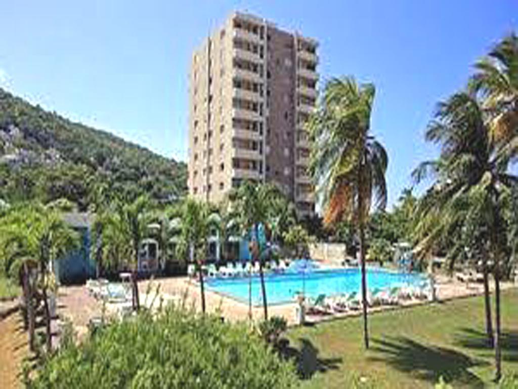 Turtle Beach Towers Apt 22 C - Ocho Ríos Exterior foto