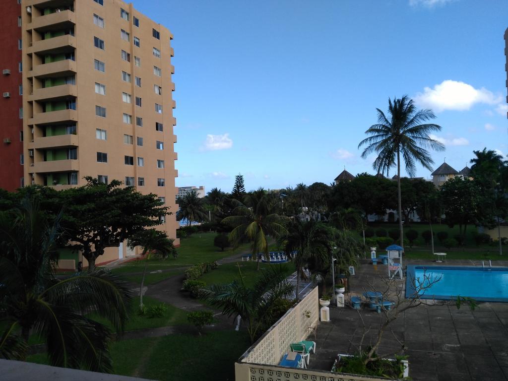 Turtle Beach Towers Apt 22 C - Ocho Ríos Exterior foto